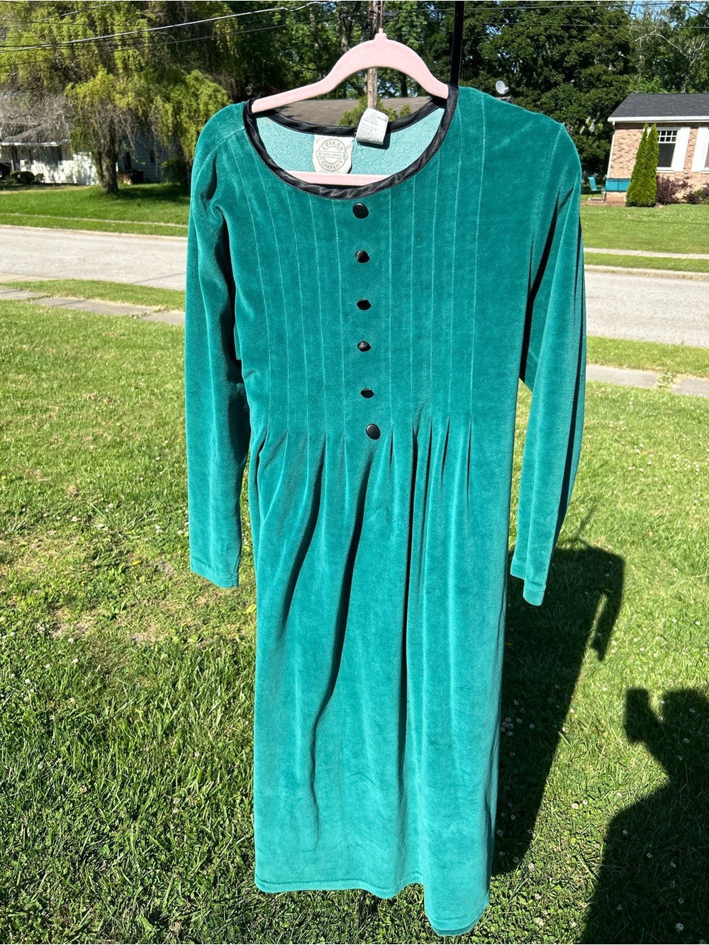 True Vintage 80s/90s Green and Black Dress